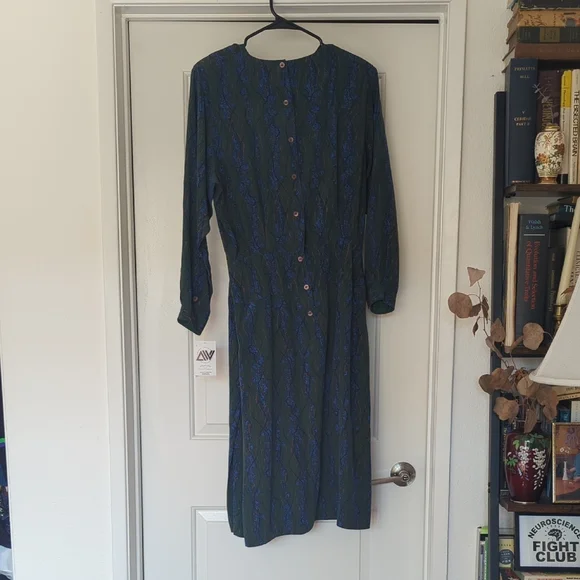 Vintage Green and Blue Silk Dress - Picture 6 of 7